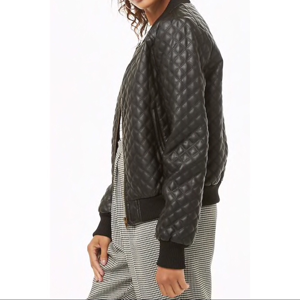 Women faux leather quilted jacket - Picture 3 of 4